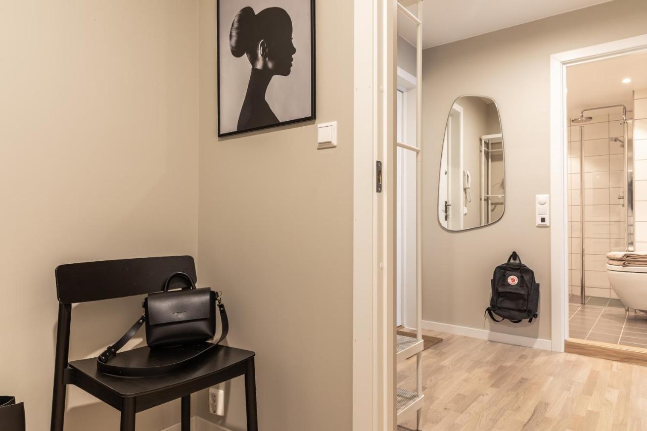 Scandinavian Apartment With 2 Bedrooms And Terrasse - Close To Storo Storsenter And All Public Transport Oslo Eksteriør billede