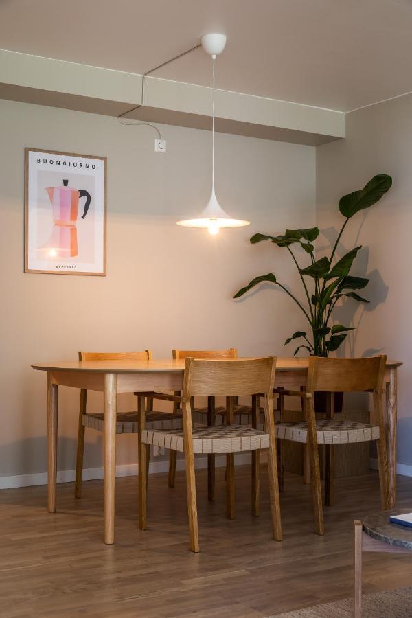 Scandinavian Apartment With 2 Bedrooms And Terrasse - Close To Storo Storsenter And All Public Transport Oslo Eksteriør billede