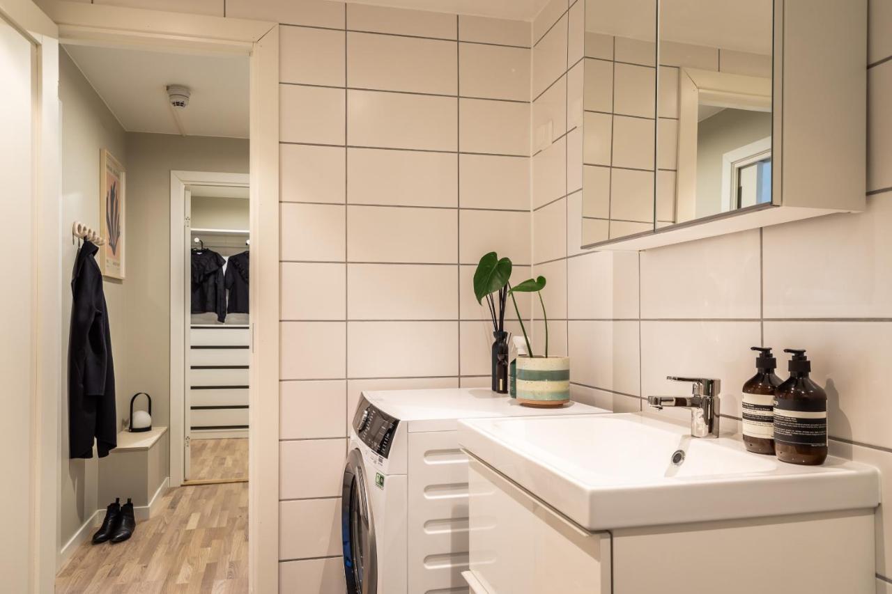 Scandinavian Apartment With 2 Bedrooms And Terrasse - Close To Storo Storsenter And All Public Transport Oslo Eksteriør billede
